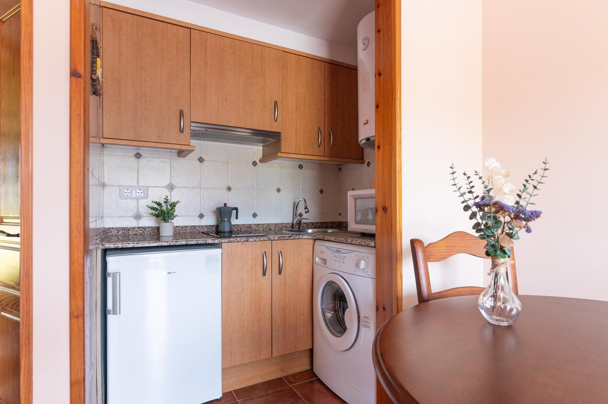 Apartamentos El Cruce De Moraton Cóbreces Εξωτερικό φωτογραφία